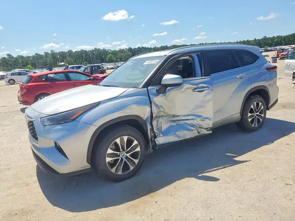 5TDKARAH0RS530607 2024 TOYOTA HIGHLANDER - Image 1