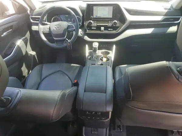 5TDKARAH0RS530607 2024 TOYOTA HIGHLANDER - Image 8