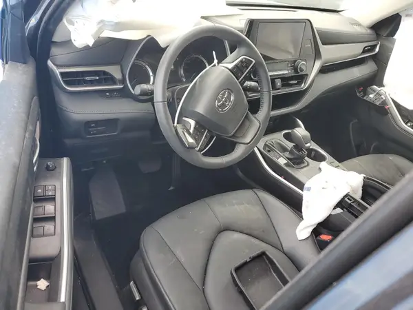 5TDKARAH0RS537606 2024 TOYOTA HIGHLANDER - Image 8