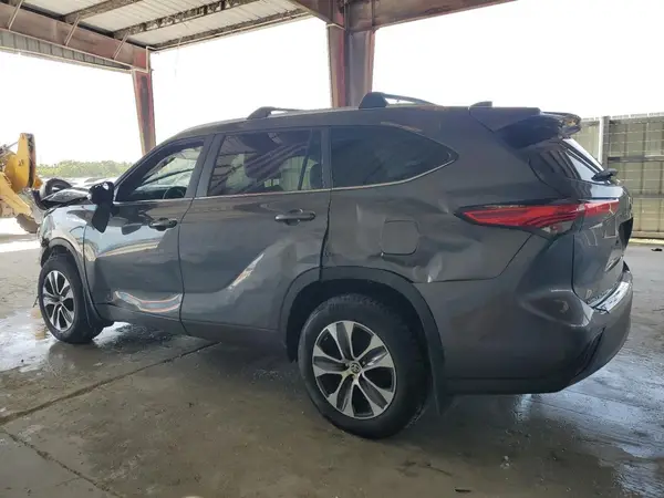 5TDKARAH1PS017900 2023 TOYOTA HIGHLANDER - Image 2