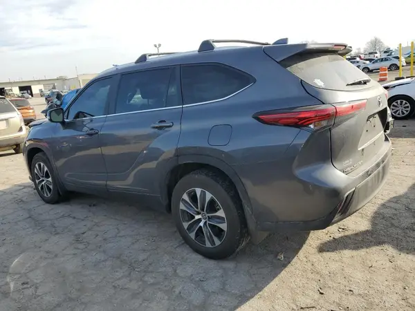 5TDKARAH1PS517488 2023 TOYOTA HIGHLANDER - Image 2