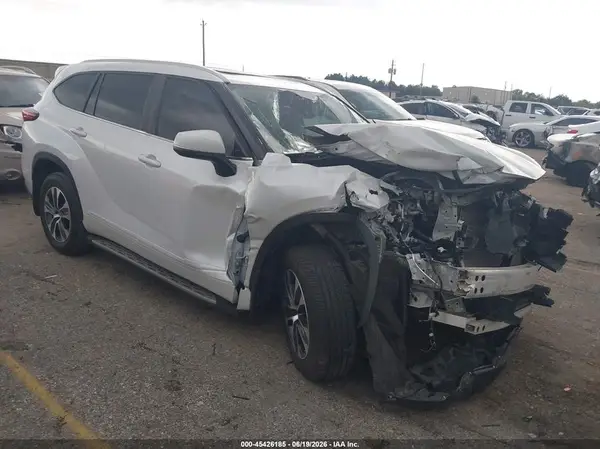 5TDKARAH1PS524067 2023 TOYOTA HIGHLANDER - Image 1