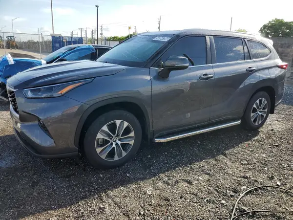 5TDKARAH1RS530020 2024 TOYOTA HIGHLANDER - Image 1