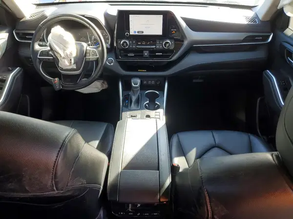 5TDKARAH3PS019499 2023 TOYOTA HIGHLANDER - Image 8