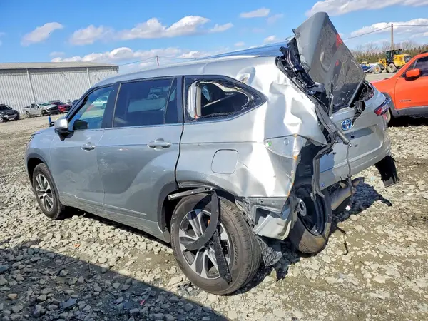 5TDKARAH3PS518402 2023 TOYOTA HIGHLANDER - Image 2