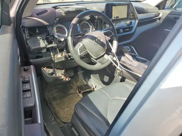 5TDKARAH3PS518402 2023 TOYOTA HIGHLANDER - Image 8
