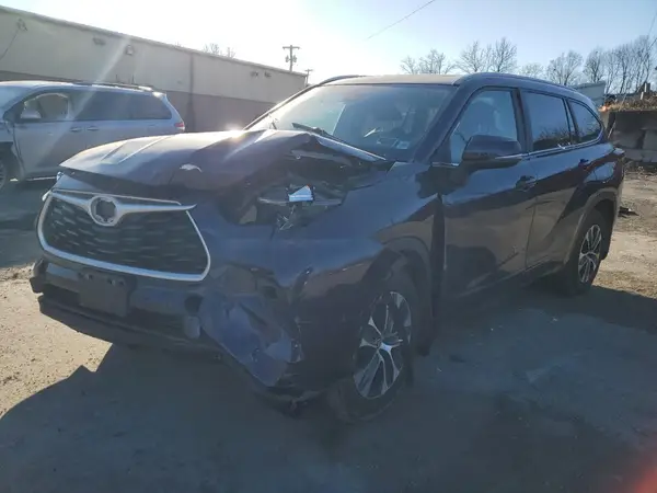 5TDKARAH3PS518657 2023 TOYOTA HIGHLANDER - Image 1