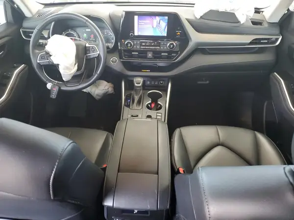 5TDKARAH3PS521493 2023 TOYOTA HIGHLANDER - Image 8
