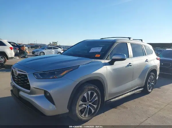 5TDKARAH3RS535607 2024 TOYOTA HIGHLANDER - Image 2