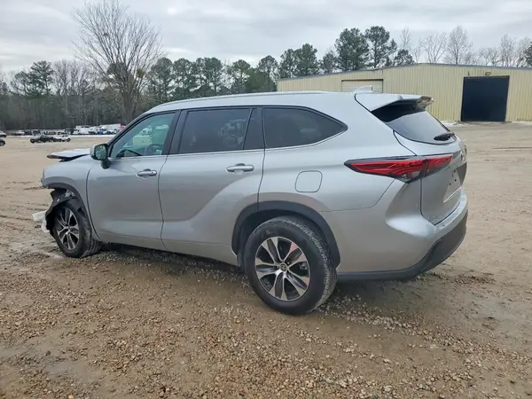 5TDKARAH4PS019754 2023 TOYOTA HIGHLANDER - Image 2