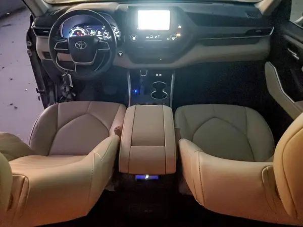 5TDKARAH4PS023397 2023 TOYOTA HIGHLANDER - Image 8