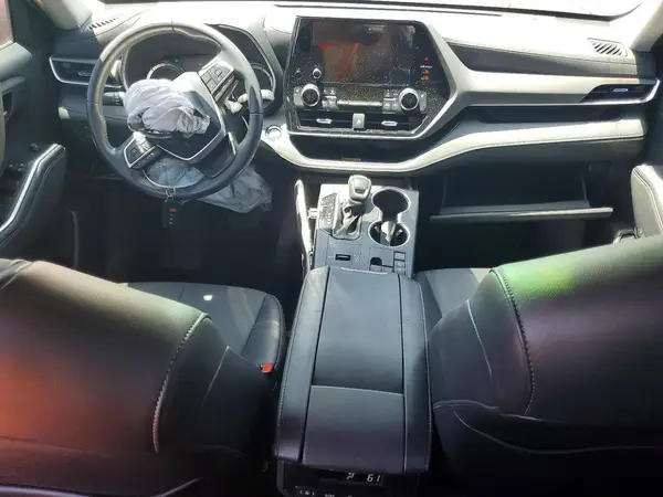 5TDKARAH4PS518599 2023 TOYOTA HIGHLANDER - Image 8