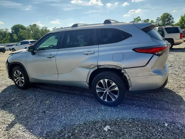 5TDKARAH5PS021741 2023 TOYOTA HIGHLANDER - Image 2