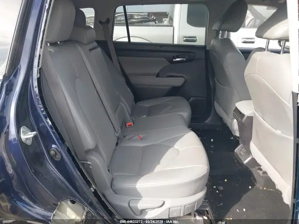 5TDKARAH5PS519423 2023 TOYOTA HIGHLANDER - Image 8