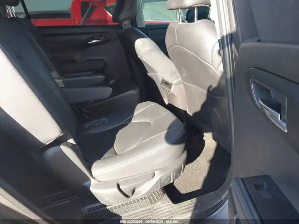 5TDKARAH5PS526081 2023 TOYOTA HIGHLANDER - Image 8