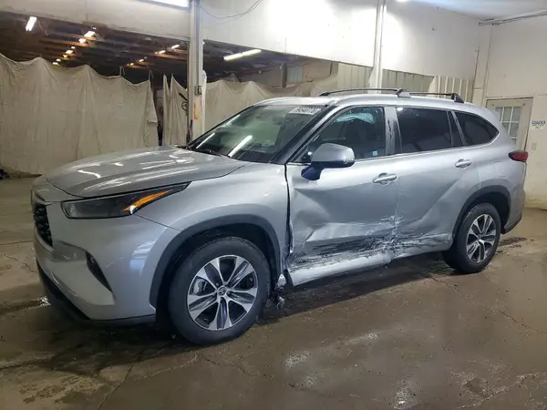 5TDKARAH6PS523075 2023 TOYOTA HIGHLANDER - Image 1