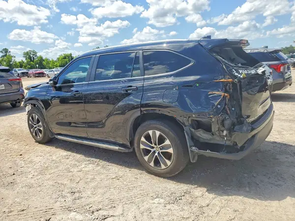 5TDKARAH6RS530711 2024 TOYOTA HIGHLANDER - Image 2