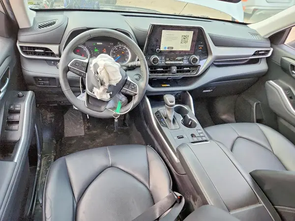 5TDKARAH7PS017464 2023 TOYOTA HIGHLANDER - Image 8