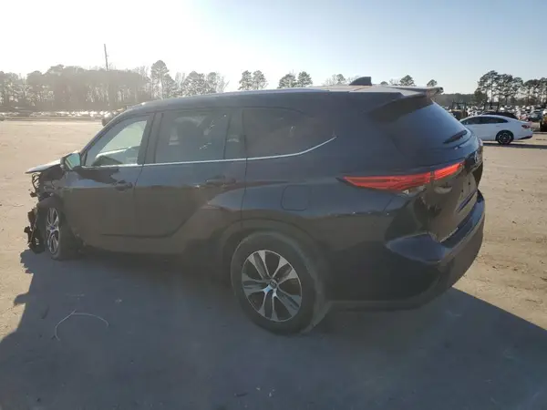 5TDKARAH8PS019708 2023 TOYOTA HIGHLANDER - Image 2