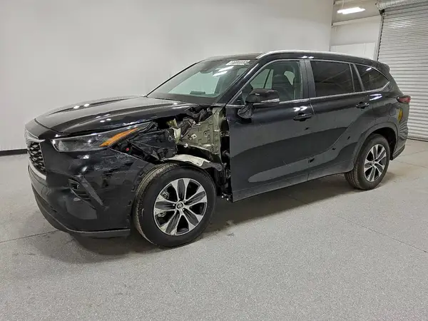 5TDKARAH8RS536204 2024 TOYOTA HIGHLANDER - Image 1