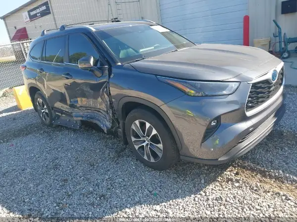 5TDKARAH9PS017806 2023 TOYOTA HIGHLANDER - Image 1
