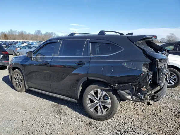 5TDKARAH9PS524656 2023 TOYOTA HIGHLANDER - Image 2