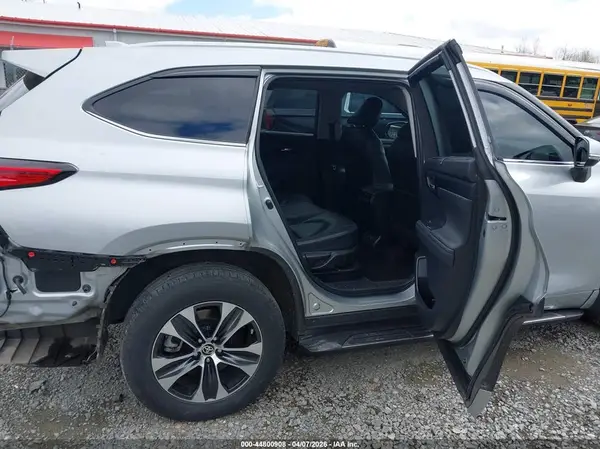 5TDKARAH9PS527878 2023 TOYOTA HIGHLANDER - Image 8