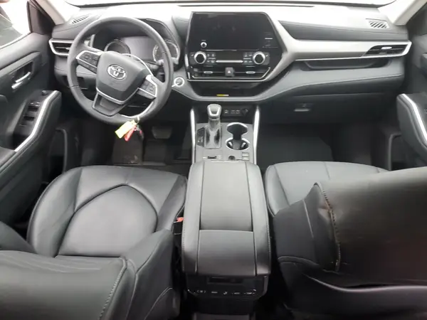 5TDKARAH9RS023575 2024 TOYOTA HIGHLANDER - Image 8