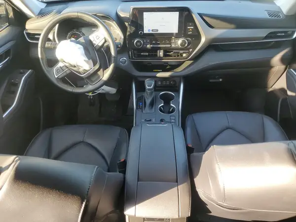 5TDKARAHXPS018303 2023 TOYOTA HIGHLANDER - Image 8