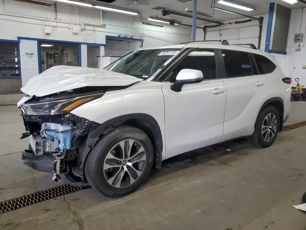 5TDKARAHXPS021167 2023 TOYOTA HIGHLANDER - Image 1