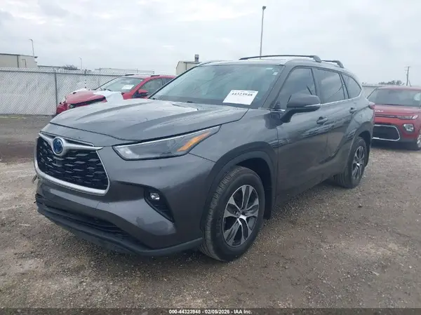 5TDKARAHXPS022514 2023 TOYOTA HIGHLANDER - Image 2