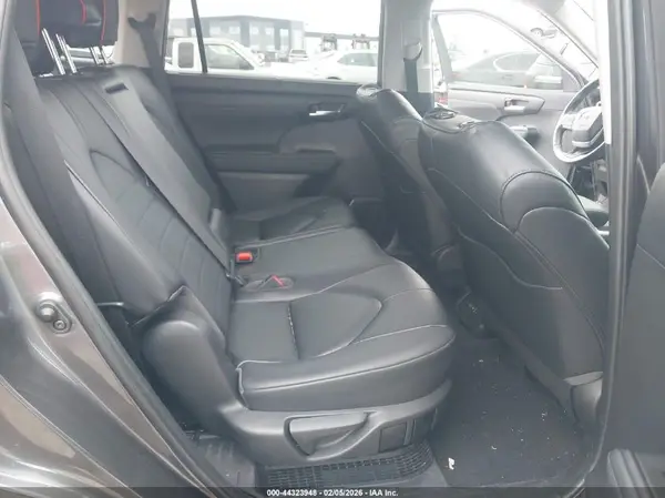 5TDKARAHXPS022514 2023 TOYOTA HIGHLANDER - Image 8