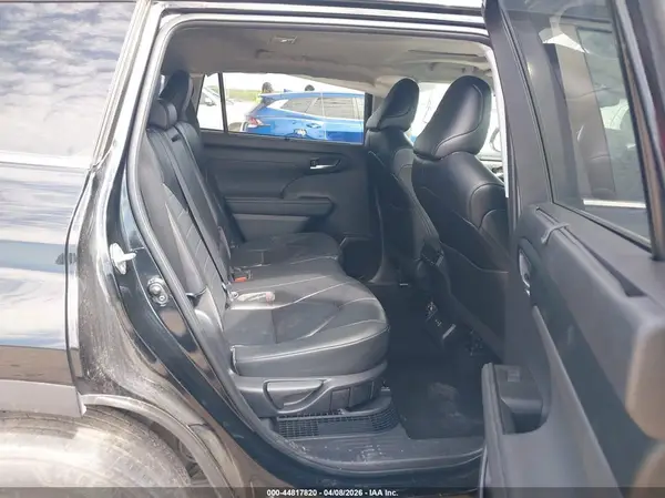 5TDKARAHXPS520633 2023 TOYOTA HIGHLANDER - Image 8