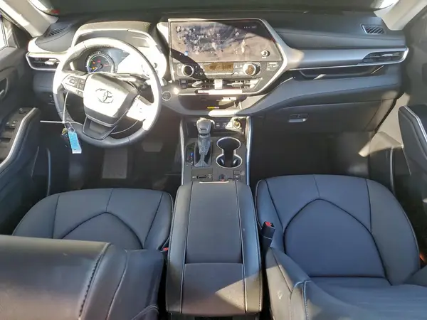 5TDKARAHXRS537810 2024 TOYOTA HIGHLANDER - Image 8