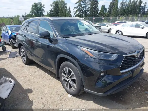 5TDKBRCH0PS112457 2023 TOYOTA HIGHLANDER - Image 1