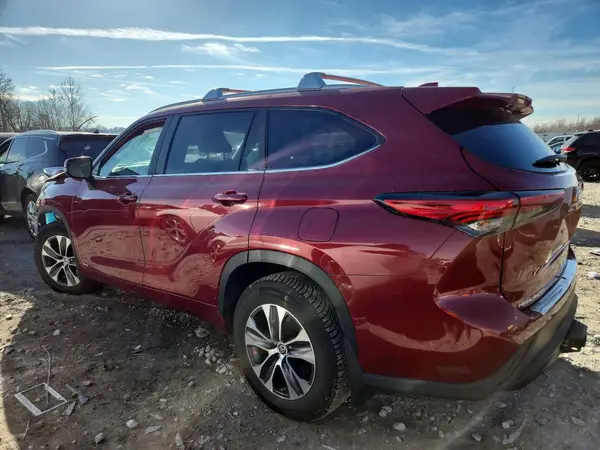 5TDKBRCH0PS121160 2023 TOYOTA HIGHLANDER - Image 2