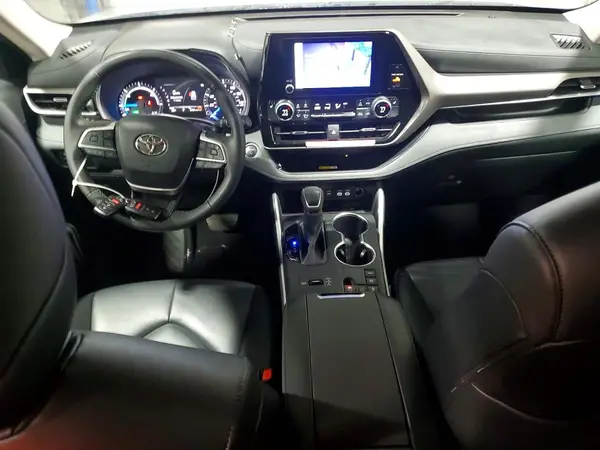 5TDKBRCH0RS613156 2024 TOYOTA HIGHLANDER - Image 8