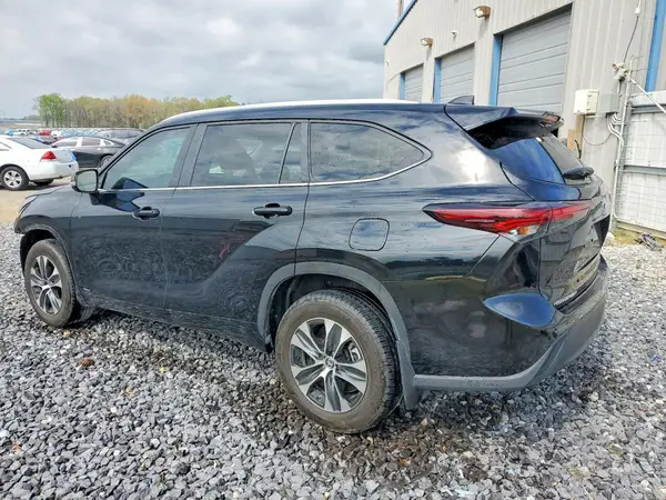 5TDKBRCH0RS632368 2024 TOYOTA HIGHLANDER - Image 2
