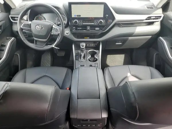 5TDKBRCH0SS646079 2025 TOYOTA HIGHLANDER - Image 8