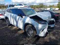 5TDKBRCH0SS646342 2025 TOYOTA HIGHLANDER