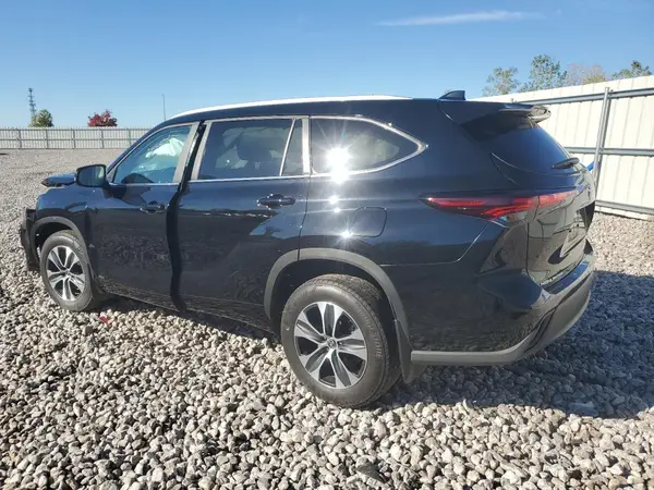 5TDKBRCH0SS655221 2025 TOYOTA HIGHLANDER - Image 2