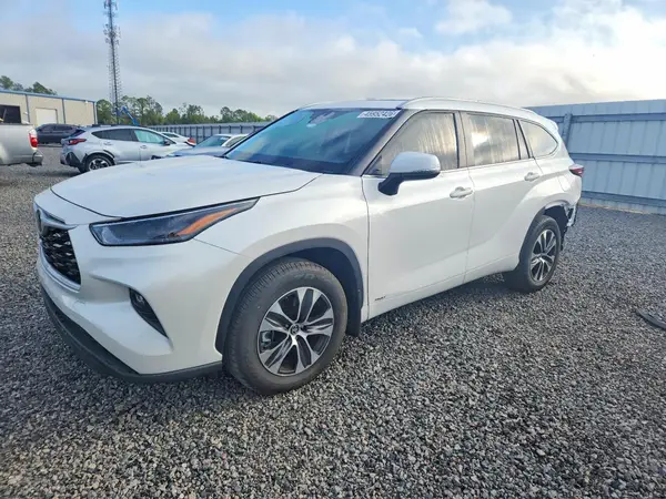 5TDKBRCH0SS666767 2025 TOYOTA HIGHLANDER - Image 1