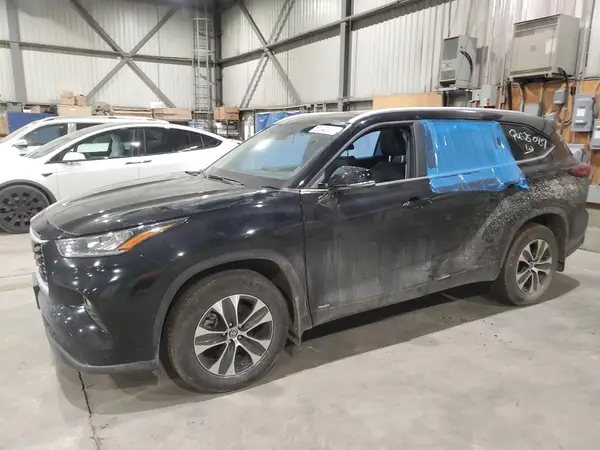 5TDKBRCH1PS586921 2023 TOYOTA HIGHLANDER - Image 1