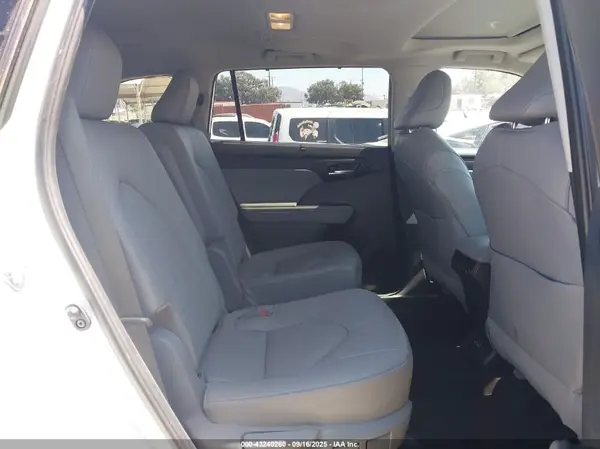 5TDKBRCH1RS635795 2024 TOYOTA HIGHLANDER - Image 8