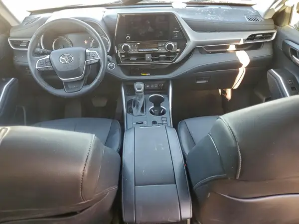 5TDKBRCH1SS661500 2025 TOYOTA HIGHLANDER - Image 8