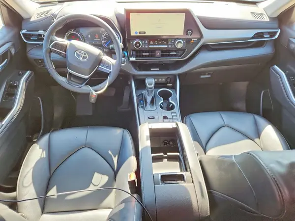 5TDKBRCH2PS116025 2023 TOYOTA HIGHLANDER - Image 8