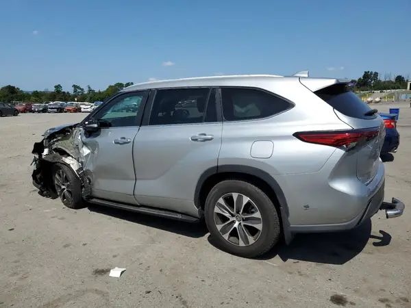 5TDKBRCH2PS116686 2023 TOYOTA HIGHLANDER - Image 2