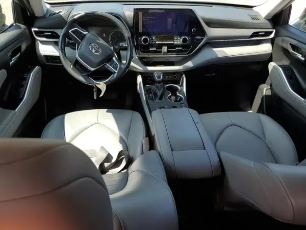 5TDKBRCH2PS116686 2023 TOYOTA HIGHLANDER - Image 8