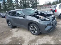 5TDKBRCH2PS122939 2023 TOYOTA HIGHLANDER