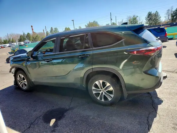 5TDKBRCH2RS603583 2024 TOYOTA HIGHLANDER - Image 2